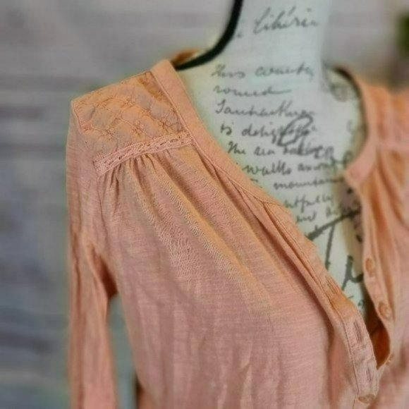 ♡3/$30♡ Button Front Casual Top - Picture 4 of 4